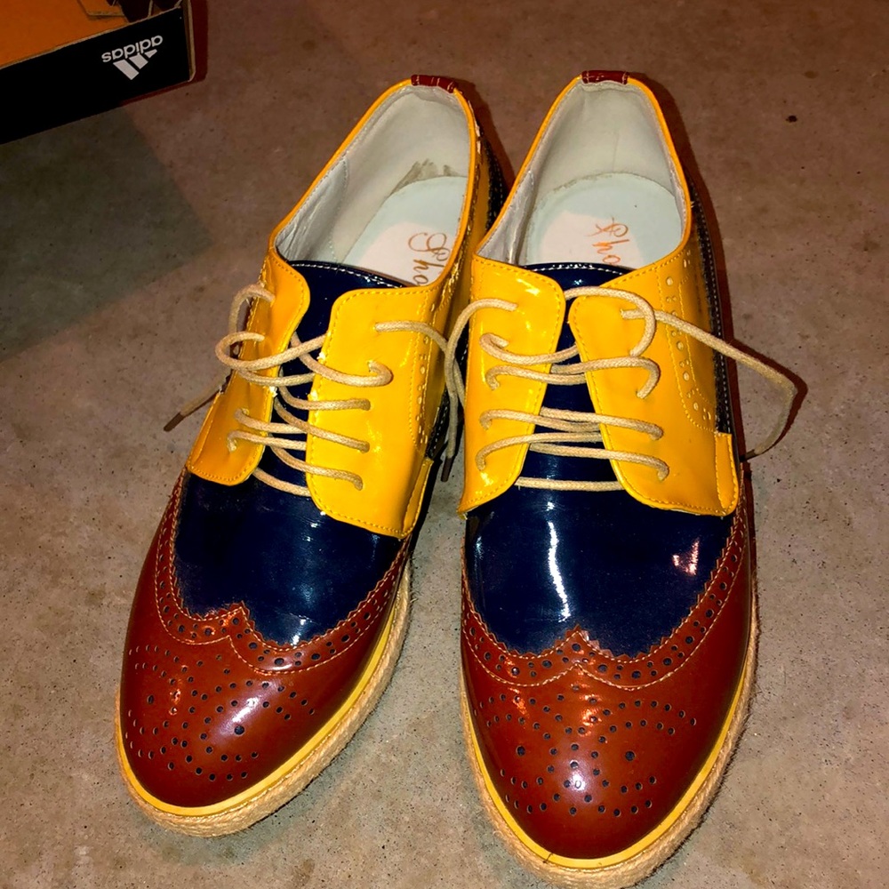 Formal shoes